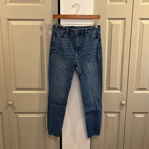 American Eagle Super Hi-Rise Jegging